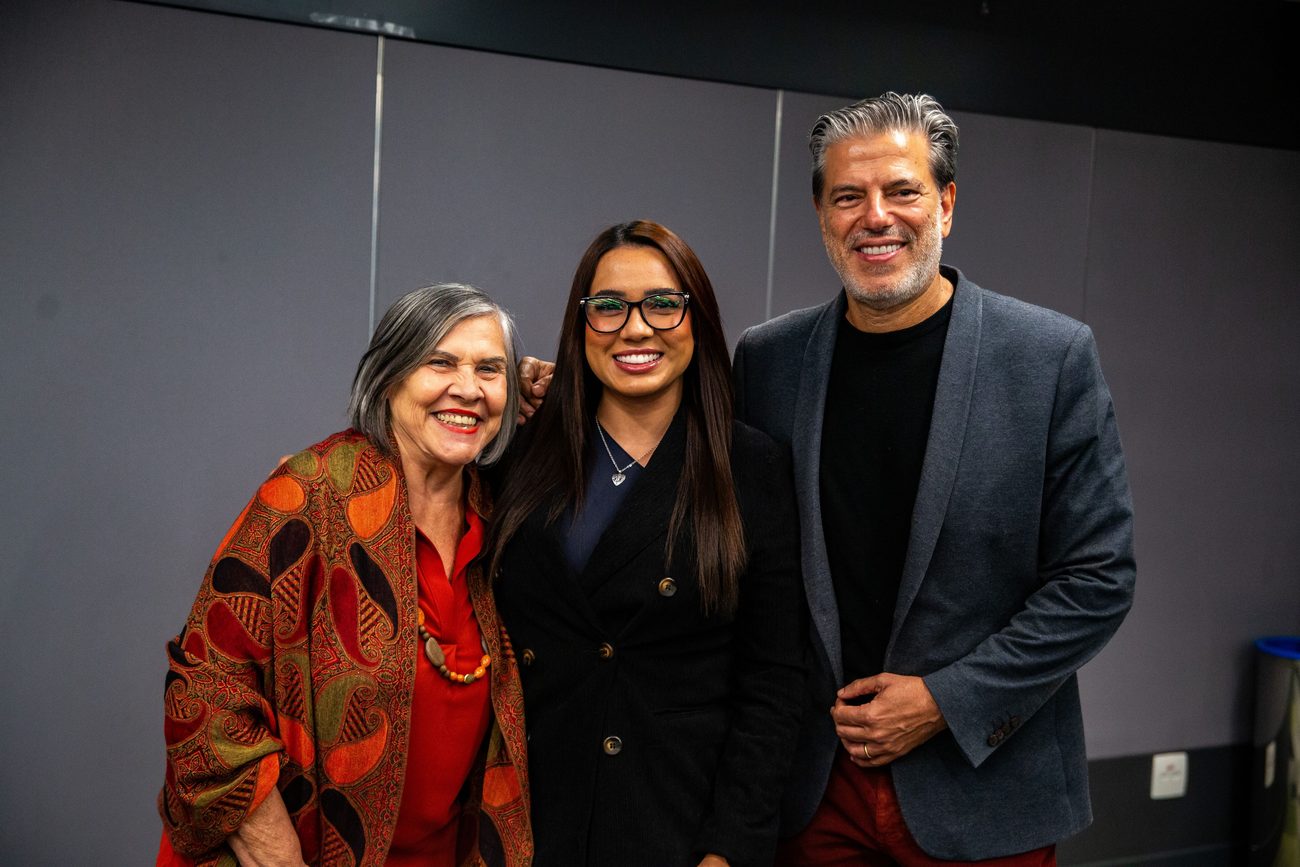 Aluna da pós ao lado de Maria Berenice Dias e Rodrigo da Cunha Pereira